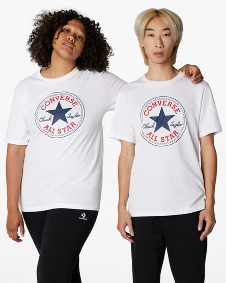 Camiseta Converse Go-To Chuck Taylor Classicos Patch Standard Fit Masculino Branco | PT N038794